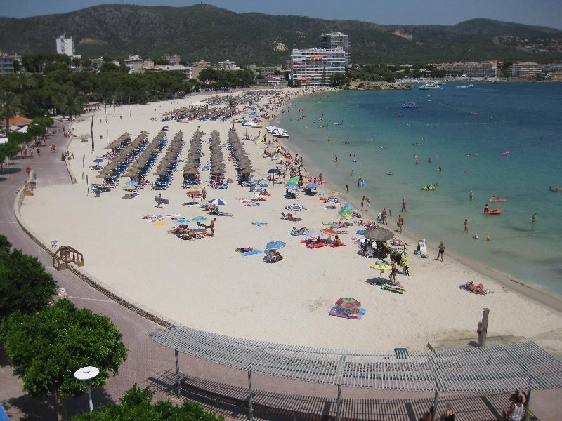 Apartamentos Calablanca Palmanova エクステリア 写真